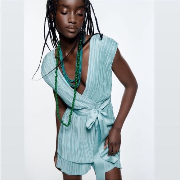 Zara Pleated Belted Layered Romper in Aqua Green M NWT - Picture 2 of 11